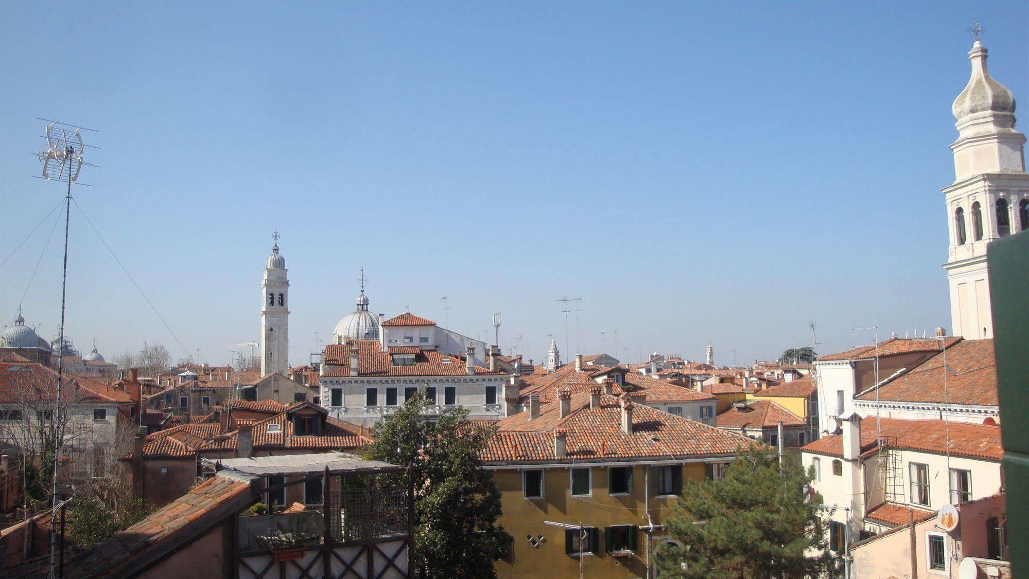 Hotel Casa Linger Venedig Exterior foto